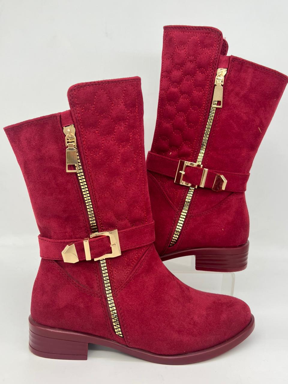 اللمعة الذهبية: بوت الشمواه المتوسط بتفاصيل السحاب الجريء