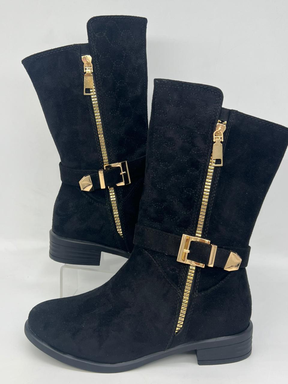 اللمعة الذهبية: بوت الشمواه المتوسط بتفاصيل السحاب الجريء