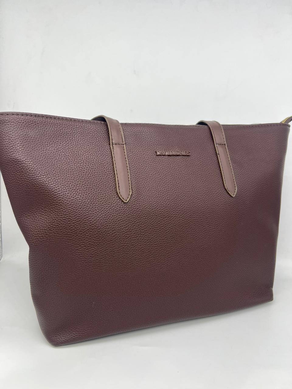 شنطة حريمي جلد فخم – كولكشن شتاء 2026 | Gracia