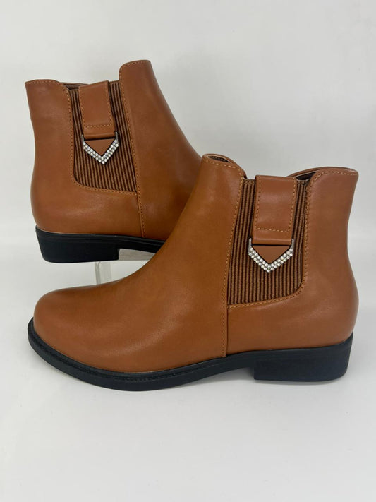 البوت الشتوي (Ankle Boot - Flat - بـ قطعة ماس)
